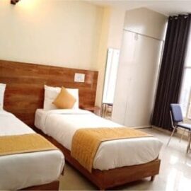 Deluxe Rooms Twin Sharing in faridabad