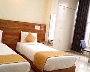 Deluxe Rooms Twin Sharing in faridabad